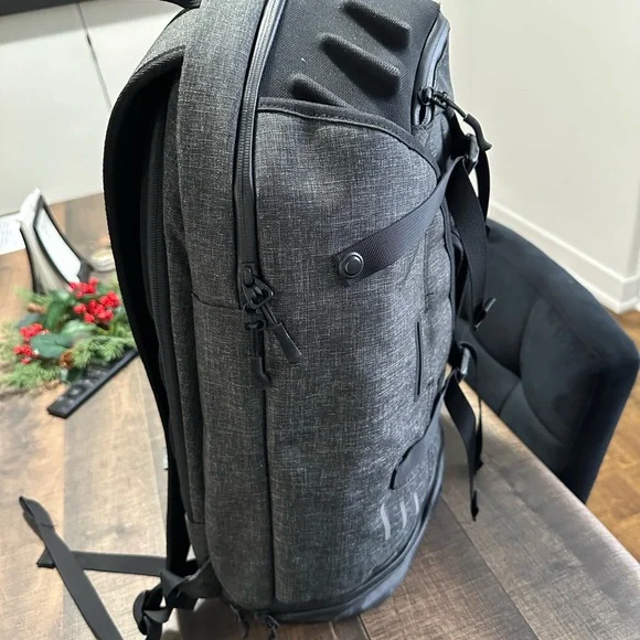 Oakley backpack - Picture 7 of 8